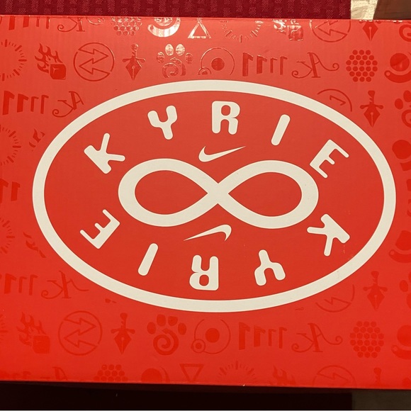 Nike Kyrie Infinity Men’s Shoe - Picture 6 of 6